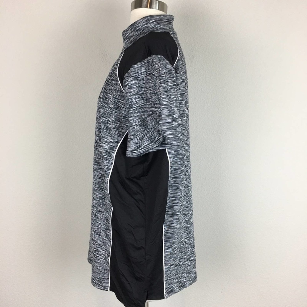 Chico's Black and Gray Short Sleeve Top - Picture 2 of 6